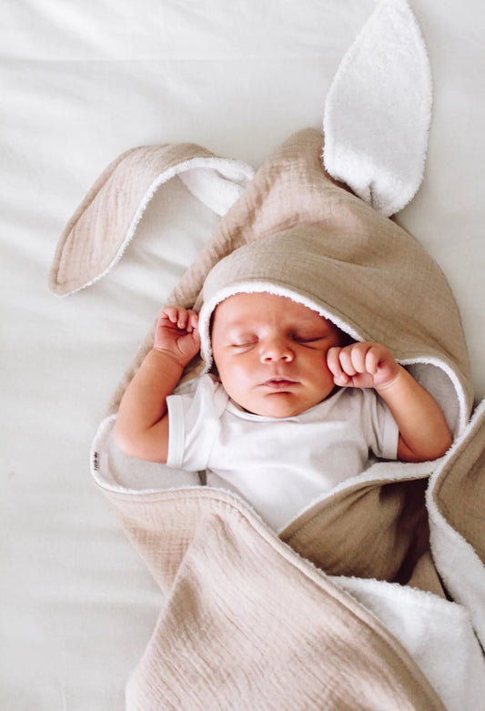 Koosh-uhn Muslin Hooded Towel