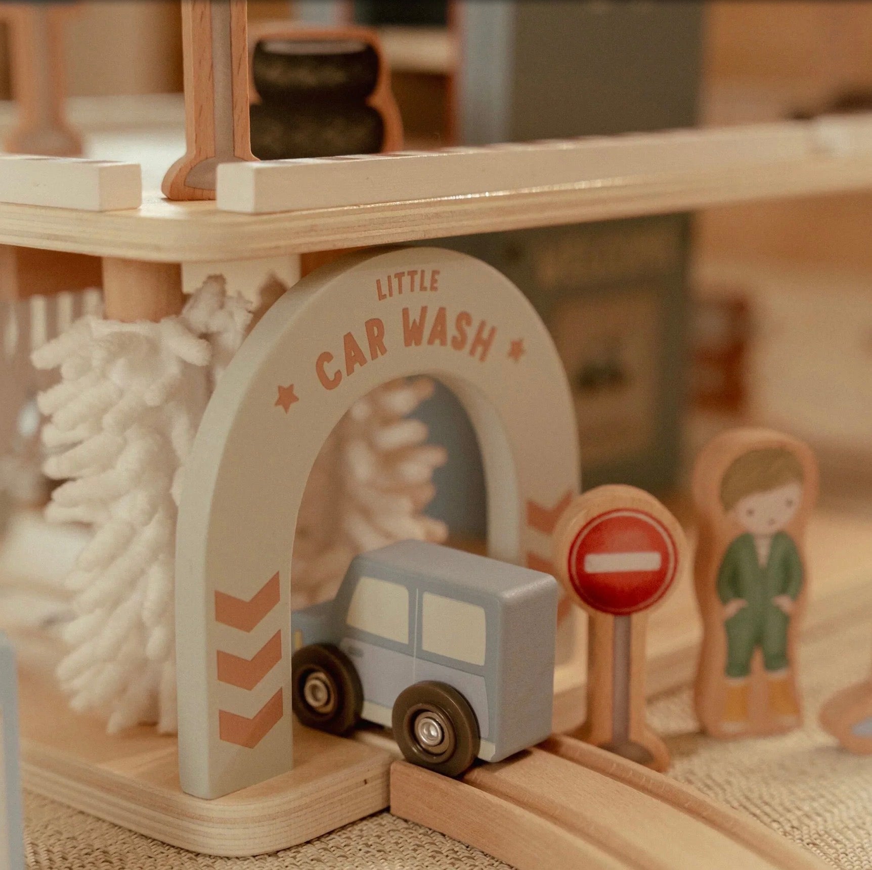 Little Dutch Wooden Garage