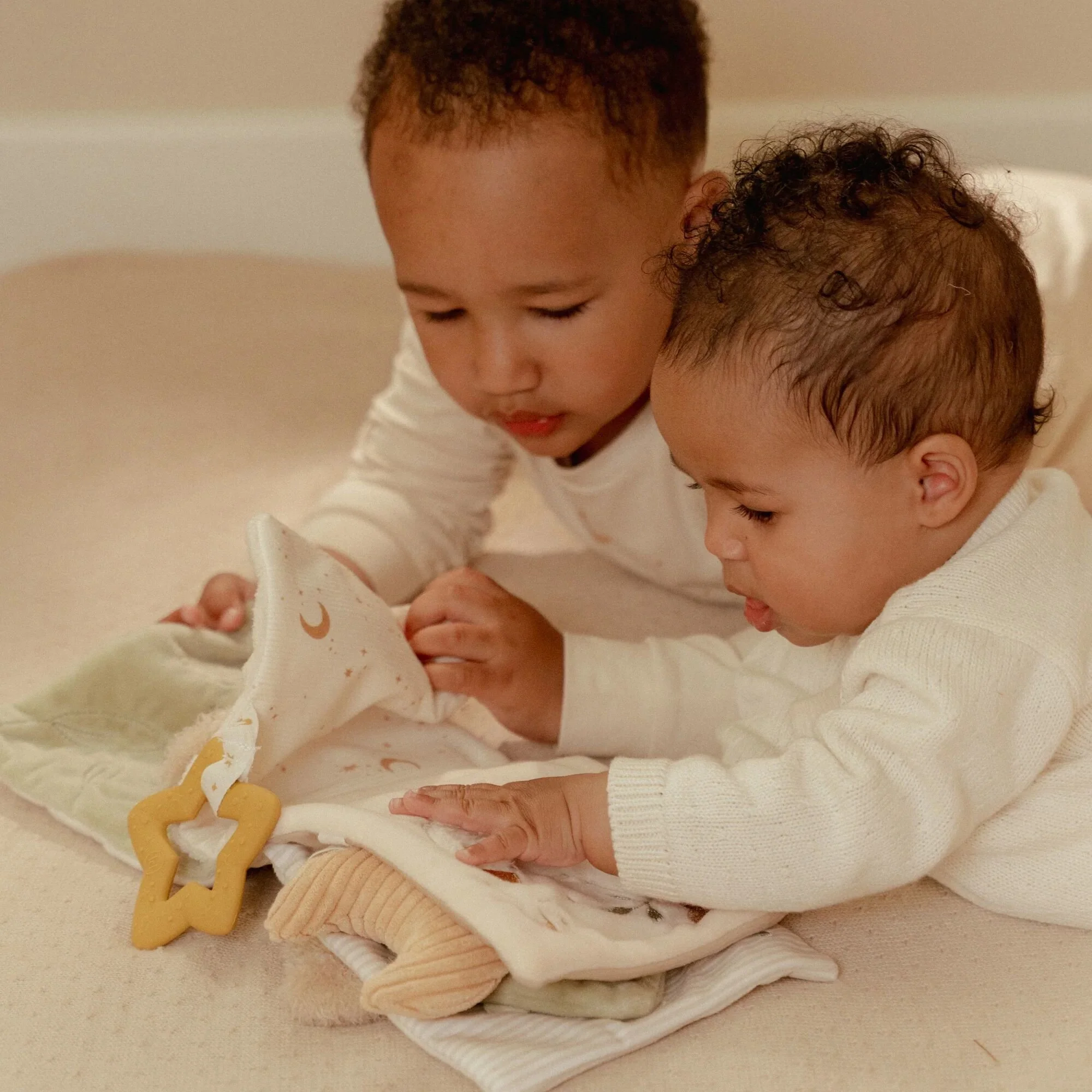 Little Dutch Soft Activity Book Newborn Naturals