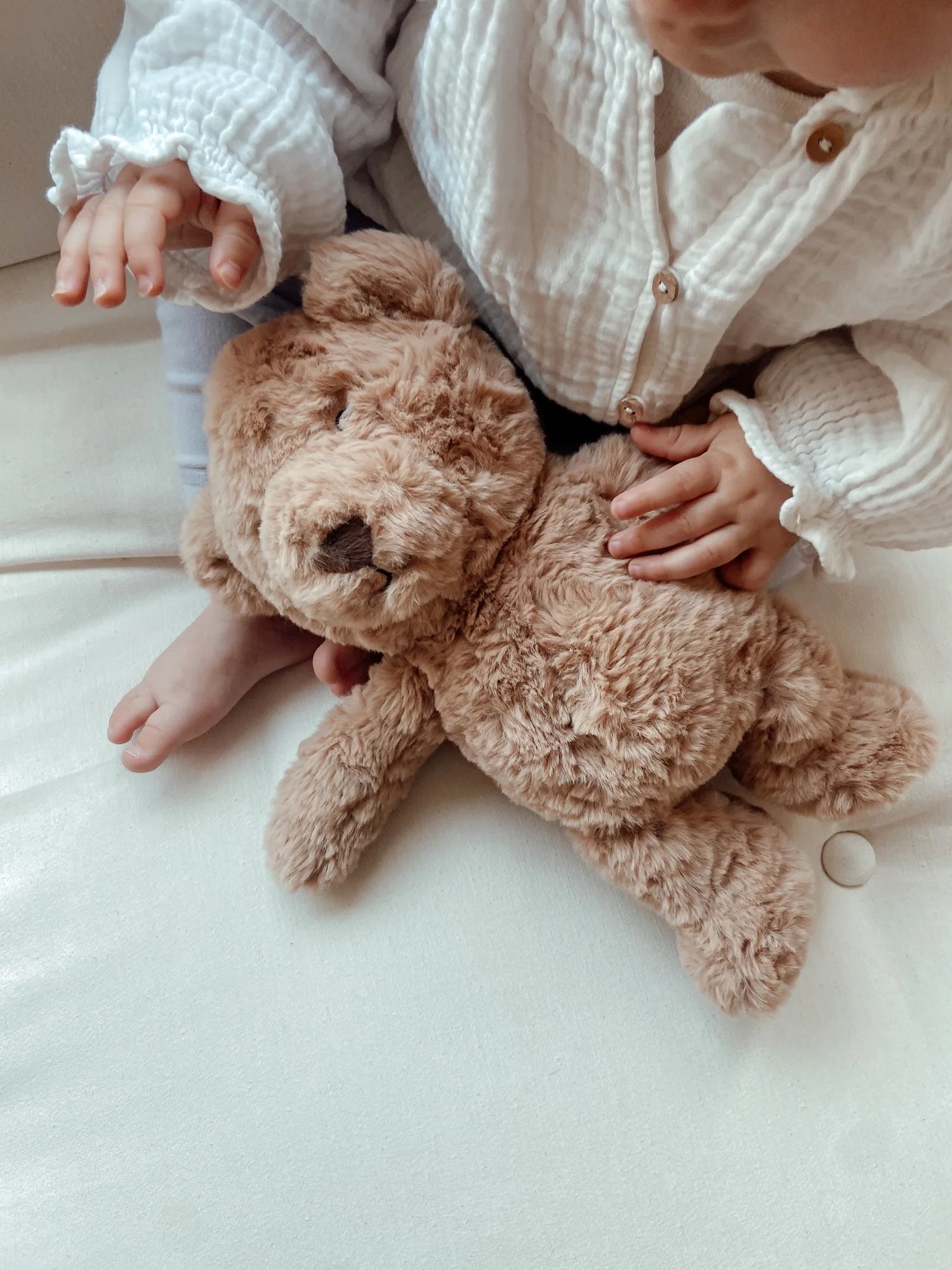 Lou (Brown) - Rechargeable Heartbeat Comforter