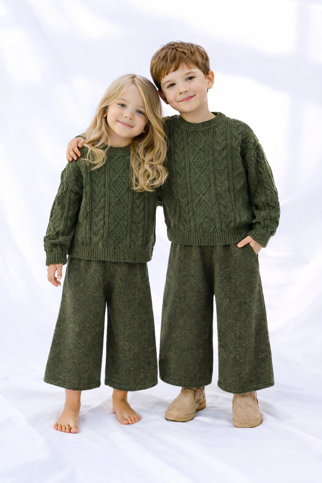 Unisex Knitted Set