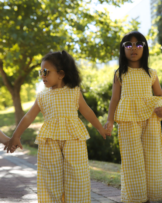 Cheerful Plaid Set