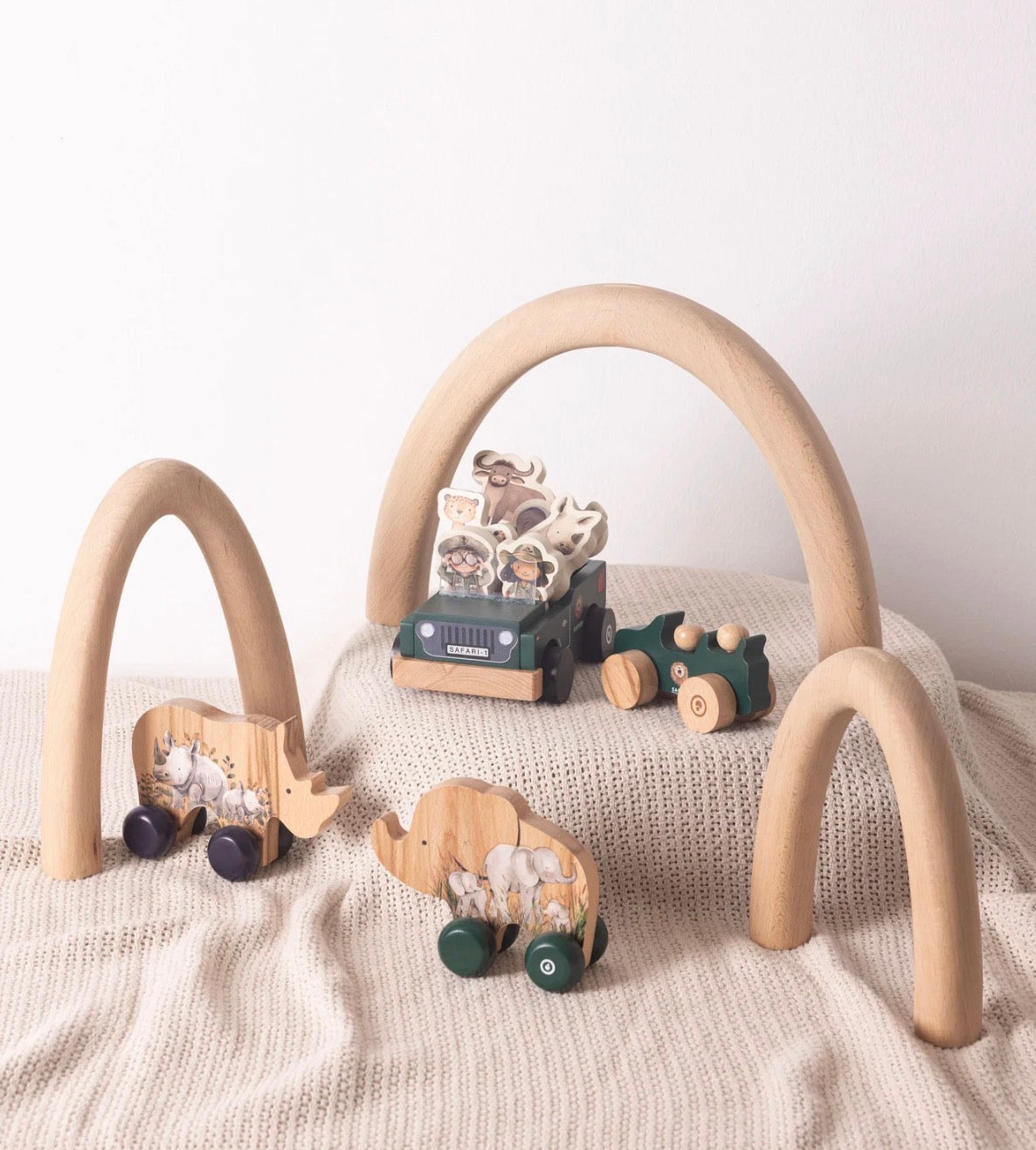 Grow Baby Wooden Toy Play Set - On Safari
