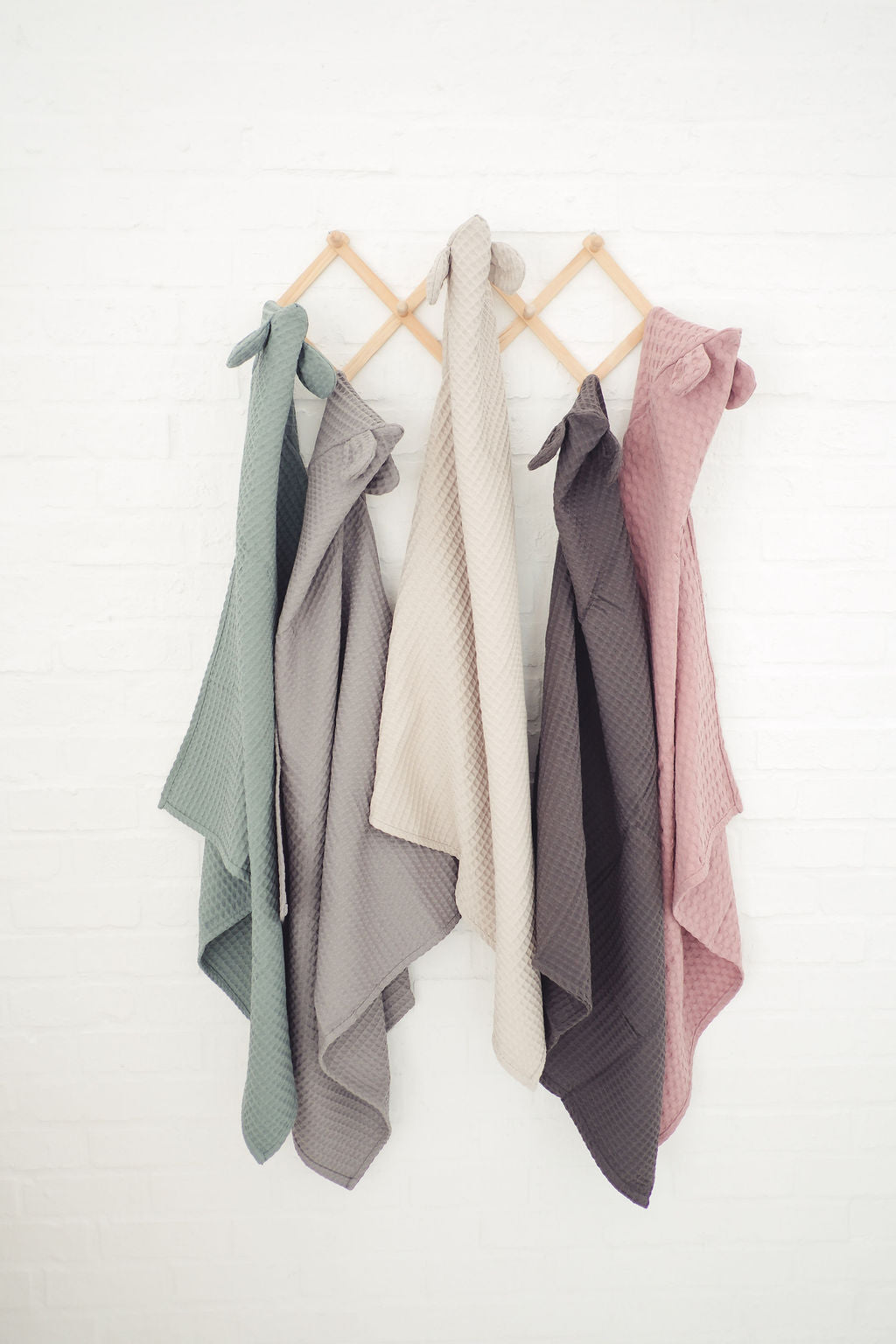 Koosh-Uhn Waffle Weave Hooded Towel
