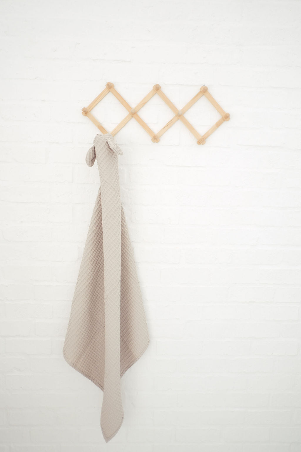Koosh-Uhn Waffle Weave Hooded Towel